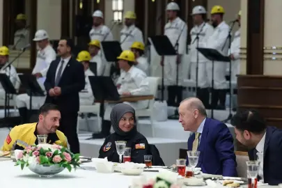 Erdoğan: 'Geçmişten ders alarak emekçilerin haklarına saygı gösteriyoruz'