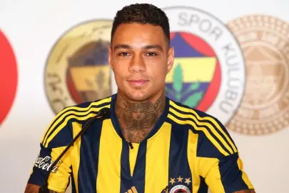 Eski Fenerbahçeli Van der Wiel'den çok konuşulacak hapishane benzetmesi