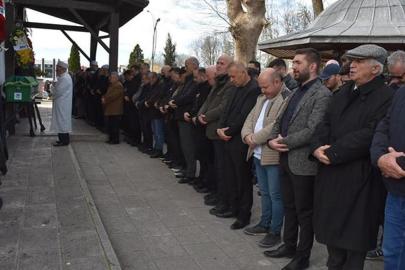 Eski milli futbolcu Tayfur Havutçu'nun vefat eden babası Sakarya'da toprağa verildi