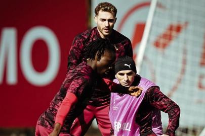 Galatasaray'da Juventus mesaisi başladı