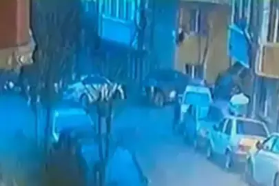 Gaziosmanpaşa'da El Yapımı Bomba Patlatan 4 Şüpheli Tutuklandı