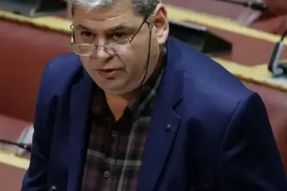 İskeçe'de 'Kalanta' tepkisi: Müslüman öğrencilere Hristiyan ilahisi söyletildi