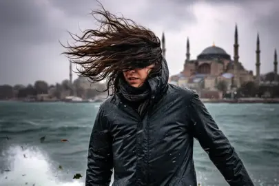 İstanbul Valiliğinden akşam saatleri için fırtına uyarısı