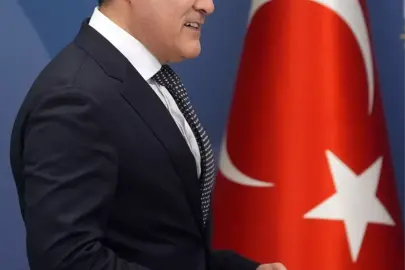 İYİ Parti Sözcüsü Kavuncu, Başkanlık Divanı gündemine ilişkin basın toplantısı düzenledi Açıklaması