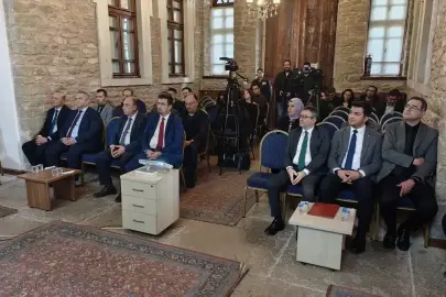Karabük Üniversitesi, kuraklıkla mücadele ile organik tarım politika raporlarını tanıttı