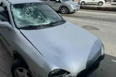Karaman’da otomobil ile elektrikli bisiklet çarpıştı: 2 yaralı