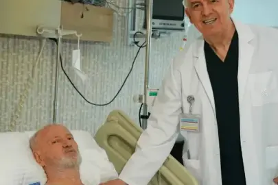 Karın ağrısıyla gitti, az daha patlayacaktı: 12 santimlik tehlike kapalı yöntemle onarıldı