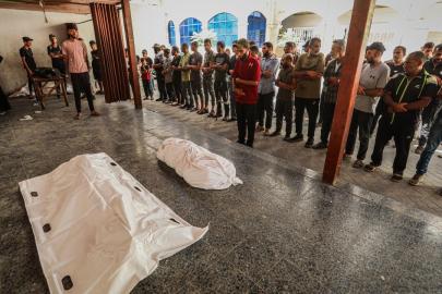 Katil İsrail'in ateşkesi ihlal ederek Gazze'ye düzenlediği saldırıda bir çocuk daha hayatını kaybetti