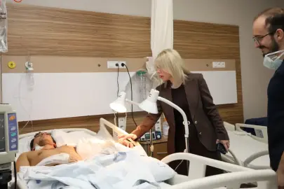 Kazada kopup 'dikilemez' denilen uzuvlar için 10 saatlik ameliyat