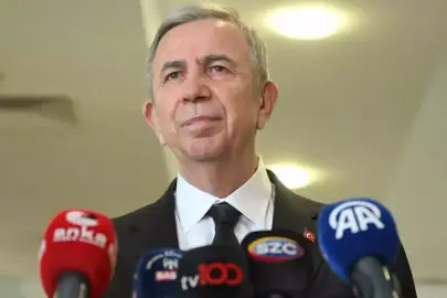 Kulisleri hareketlendiren ziyaret: Mansur Yavaş, İYİ Parti binasına geldi