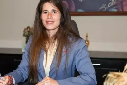 Lal Denizli kimdir, kaç yaşında? Çeşme Belediye Başkanı Lal Denizli hangi partiden, babası kim?