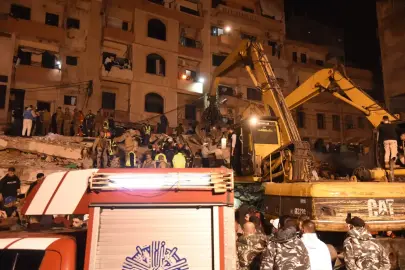 Lübnan'da bina çöktü: 13 ölü