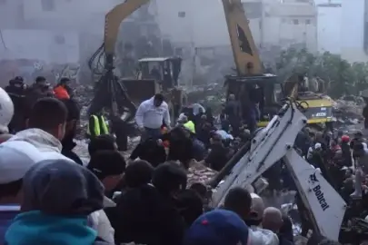 Lübnan’da bina çöktü: 13 kişi hayatını kaybetti