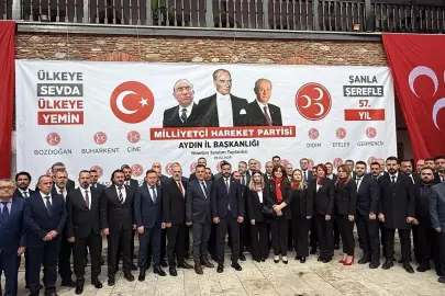 MHP'li Cihangiroğlu, yeni yönetimini tanıttı