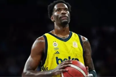 Nigel Hayes hangi takıma gidecek? Nigel Hayes-Davis Fenerbahçe'ye mi Hapoel Tel Aviv'e mi gidecek?