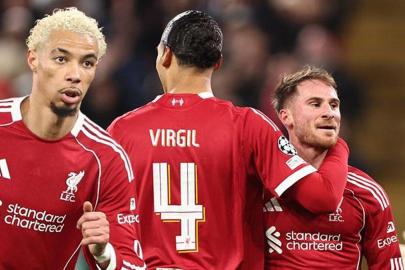 (ÖZET) Hugo Ekitike şov yaptı! Liverpool evinde 5 golle kazandı | Liverpool - West Ham United maç sonucu: 5-2
