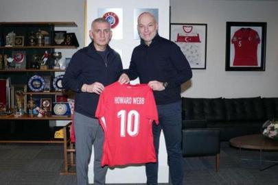 PGMOL Direktörü Howard Webb'den Merkez Hakem Kurulu'na Ziyaret