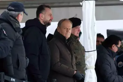 Polonya Başbakanı Tusk'tan vatandaşlarına "İran'ı terk edin" çağrısı