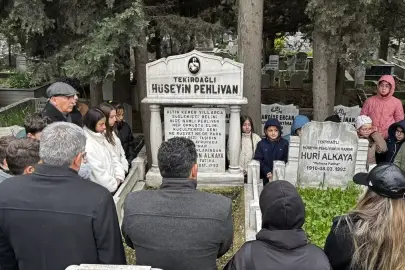 "Kaybeden gazoz içer" sözüyle hatırlanan Kırkpınar efsanesi Hüseyin pehlivan Tekirdağ'da dualarla anıldı