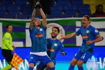 Rize'nin 8 maçlık galibiyet hasreti dindi... Çaykur Rizespor - Kocaelispor maç sonucu 2-0