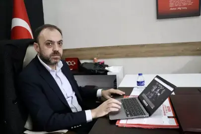 Sakaryaspor Kulüp Başkanı Zengin, AA'nın "Yılın Kareleri" oylamasına katıldı