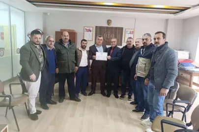 Salıpazarı Şoförler ve Otomobilciler Esnaf Odası Başkanlığı Kök, mazbatasını aldı