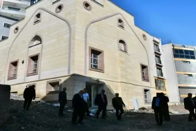 Şırnak'ta 70 konut, 2 cami ve sağlık merkezi yapımı devam ediyor