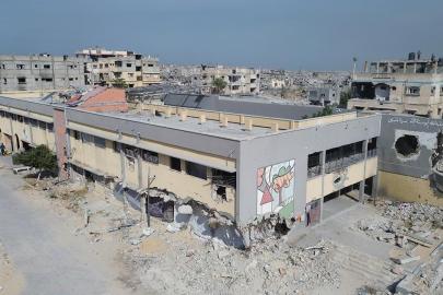 Soykırımcı İsrail, Filistinlilerin sadece topraklarını değil, gelecek nesillerinin eğitim hakkını da elinden alıyor