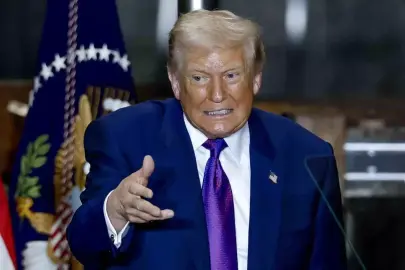 Trump'tan İran'a yönelik "kısıtlı saldırı planı değerlendirmesi"