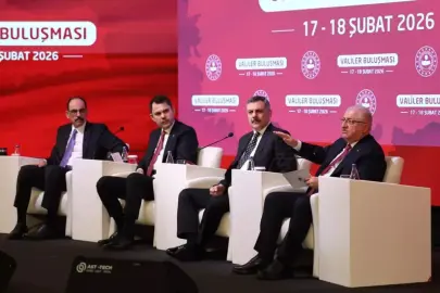 Valiler Buluşması'nda Milli Savunma Bakanı, Çevre Bakanı ve MİT Başkanı konuştu