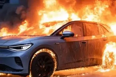 Volkswagen 44 bin aracını batarya yangını riski nedeniyle geri çağırıyor