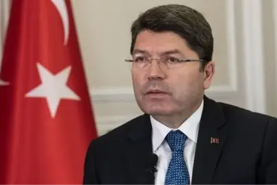 Yılmaz Tunç kimdir? Eski Adalet Bakanı Yılmaz Tunç kaç yaşında, nereli?