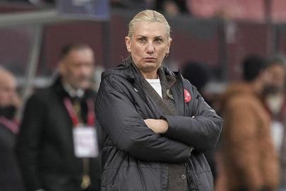 A Milli Kadın Futbol Takımı Teknik Direktörü Necla Güngör Kıragası: 'Oyundan memnunum'