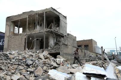 Azerbaycan İran'a Yönelik İnsani Yardımlarını Artırdı