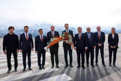 Bakan Bayraktar Erzincan'da