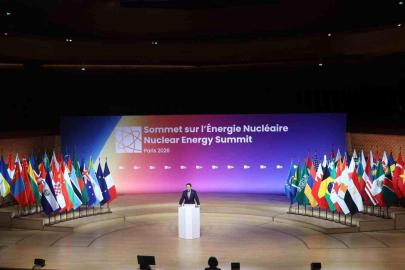 Bakan Bayraktar Fransa'da Nükleer Zirveye Katıldı