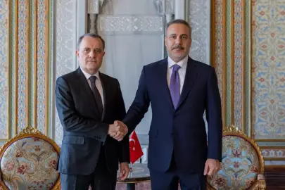 Bakan Fidan Azerbaycan Dışişleri Bakanı Ceyhun Bayramov ile bir araya geldi
