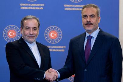 Bakan Fidan, İranlı mevkidaşı Arakçi ile telefonda görüştü