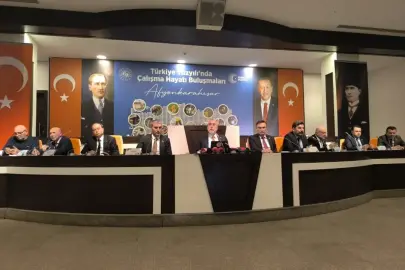 Bakan Işıkhan: Türkiye Barış İçin Diplomatik Adımlara Devam Edecek