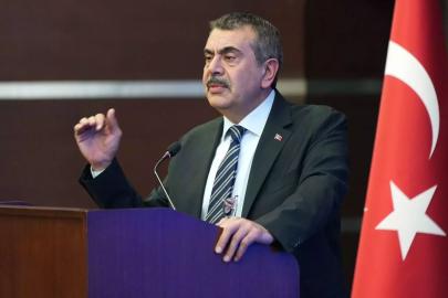 Bakan Tekin, 18 Mart mesajı paylaştı; herkes Atatürk detayına takıldı