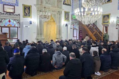 Bandırma'da 72 yıllık gelenek cami içinde sürdürüldü