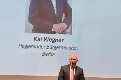 Berlin Eyaleti Başbakanı Wegner, Avrupalı Türk İşletmeler Ağının iftar programına katıldı