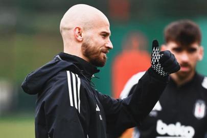 Cerny'ye büyük destek! Instagram hesabını kapattı, hayata küstü...