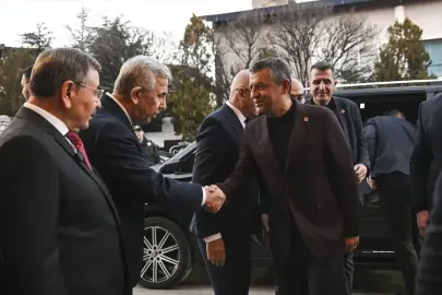 CHP Genel Başkanı Özel, Gölbaşı'nda iftar programında konuştu Açıklaması