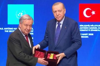 Cumhurbaşkanı Erdoğan'dan BM Genel Sekreteri Guterres'e ödül