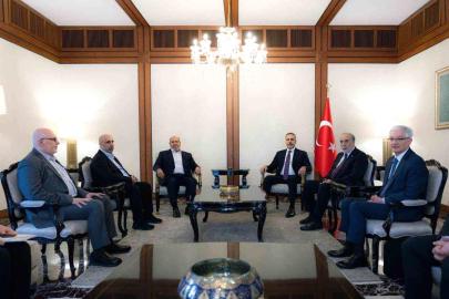 Dışişleri Bakanı Hakan Fidan, Hamas Siyasi Büro Üyesi Halil Hayye başkanlığındaki Hamas heyeti ile Ankara'da görüştü.