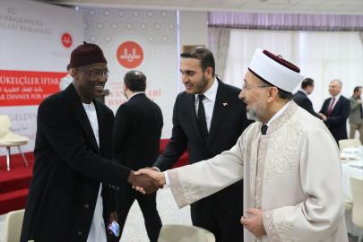 Diyanet İşleri Başkanı Arpaguş, İslam ülkelerinin büyükelçileriyle iftarda bir araya geldi Açıklaması