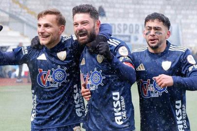 Erzurumspor FK'dan Manisa FK'ya tarihi fark