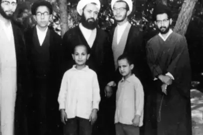 Hamaney'in daha önce görülmemiş fotoları! 10 yaşındaki hali...