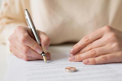 Hileli boşanan 2 bin 606 kişinin aylığı kesildi